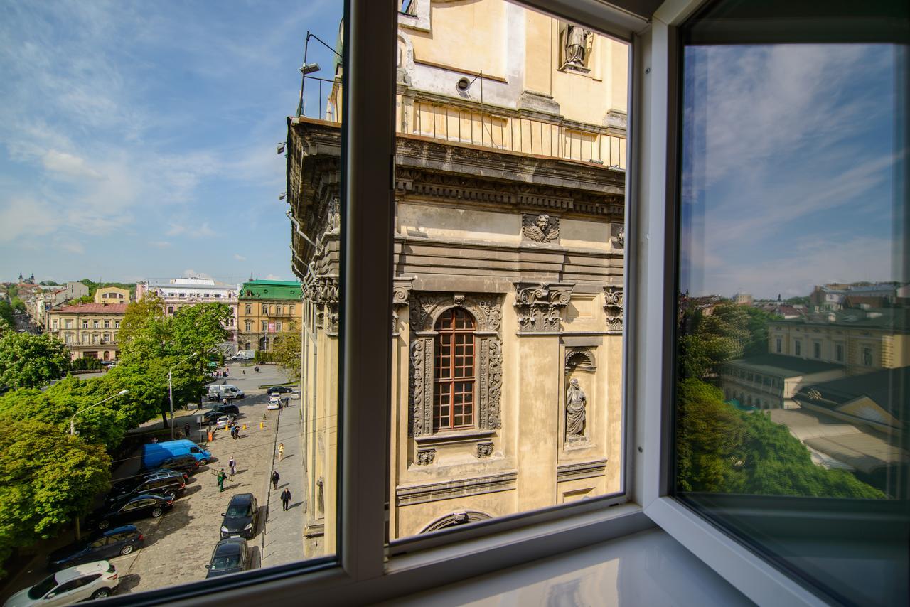 Premium Hostel Lviv Extérieur photo